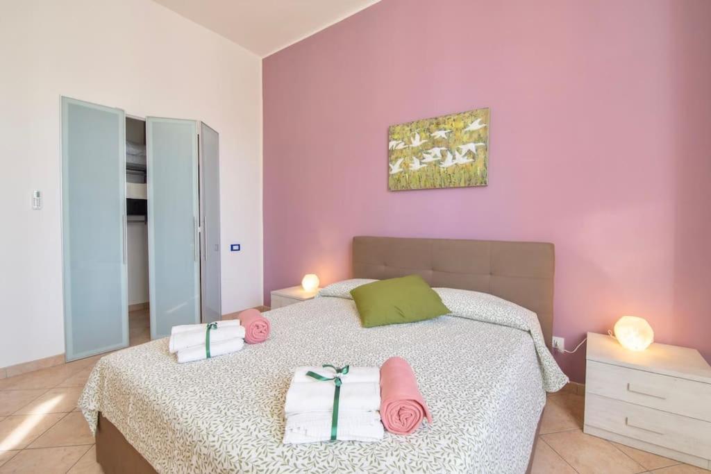 Appartamento Sirena A 2 Passi Dal Mare 피옴비노 외부 사진